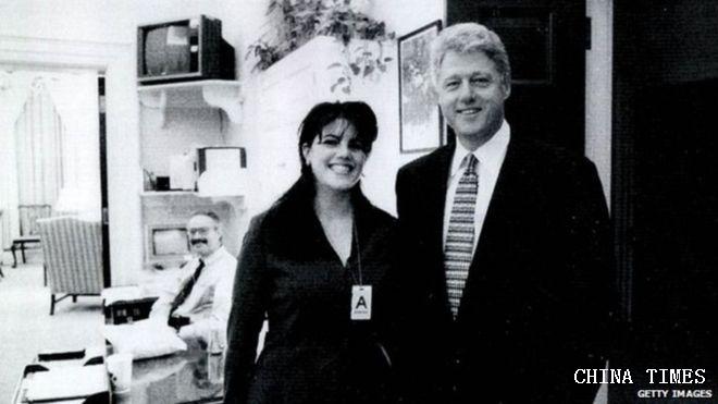 1517058542139075127.jpg _99674886_constitutionthumb.jpg