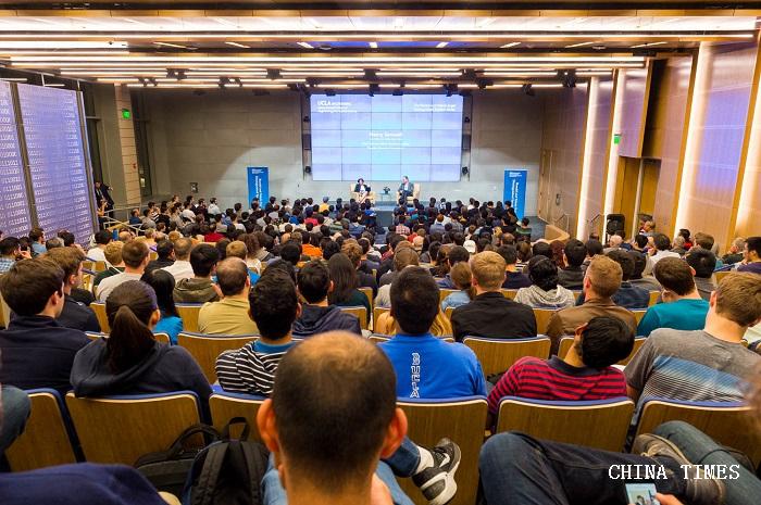 1522828743870009247.jpg 2 Distinguished Lecture Series.jpg