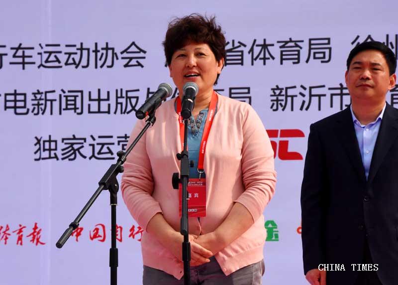 1524301367064081670.jpg 07陈小平宣布开幕(摄影:冯赣勇).jpg