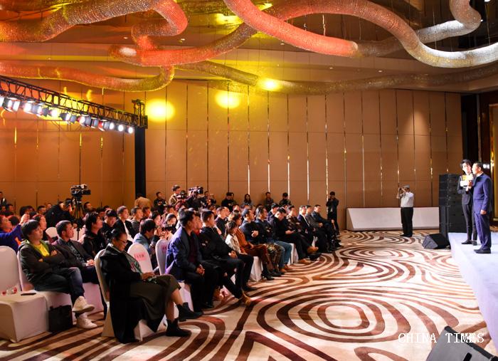 1540285324138038551.jpg 01发布会现场(摄影:冯赣勇.jpg